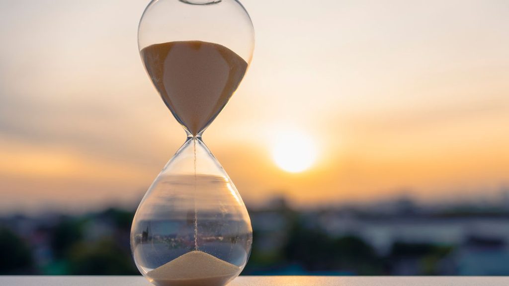 Arriving Without Checking Sunset Time Costs Your Best Setup Hour