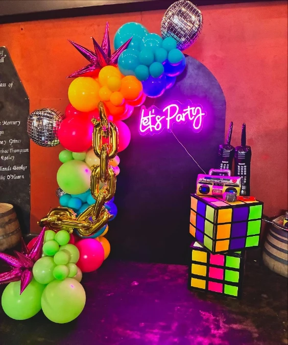 Let's Party Rubik's Station