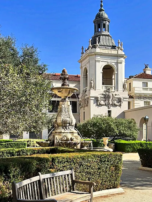 Brooksbrae and Pasadena