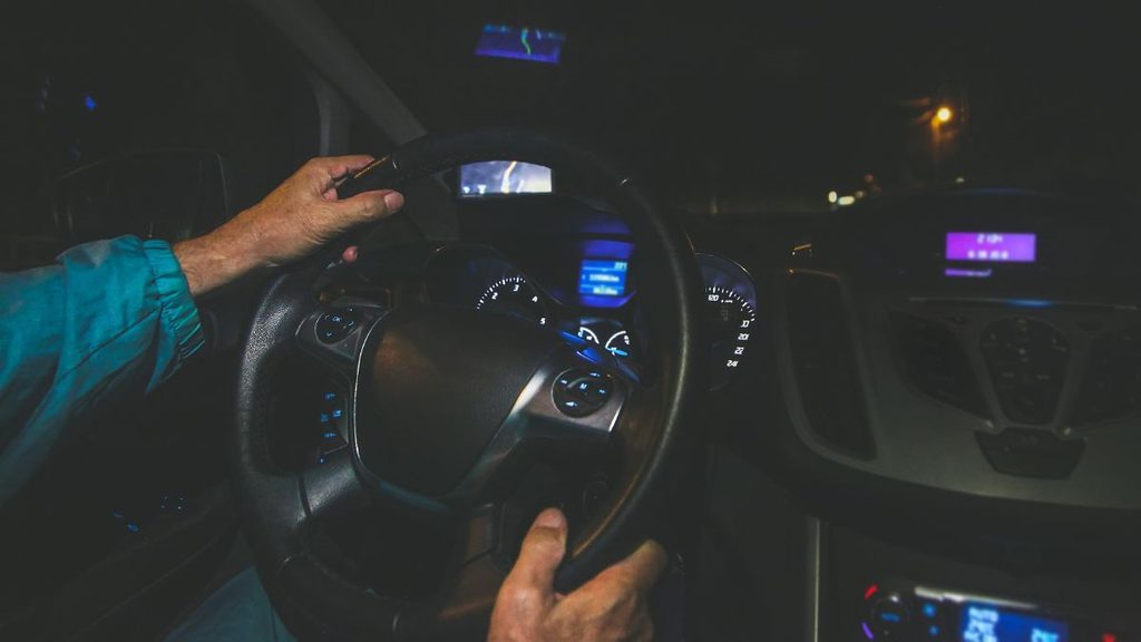 Driving After an Overnight Flight Can Be Unsafe