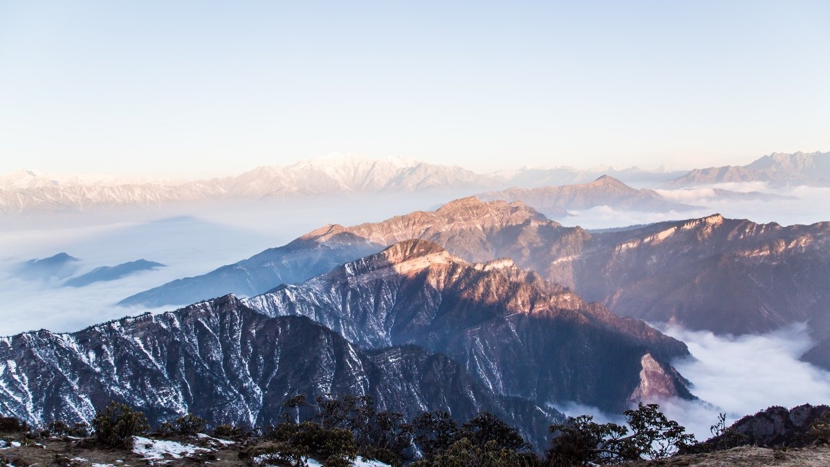 15 Breathtaking Blue Ridge Mountain Towns You MUST Visit Before You Die!