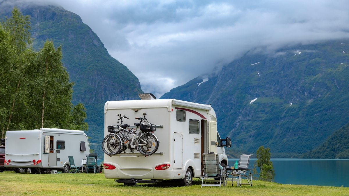 15 Dark Truths About Van Life You Won’t See on Social Media (UnFiltered Reality)