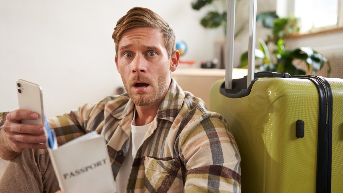 15 SHOCKING Airport Secrets Exposed! (Airlines Don’t Want You to Know)