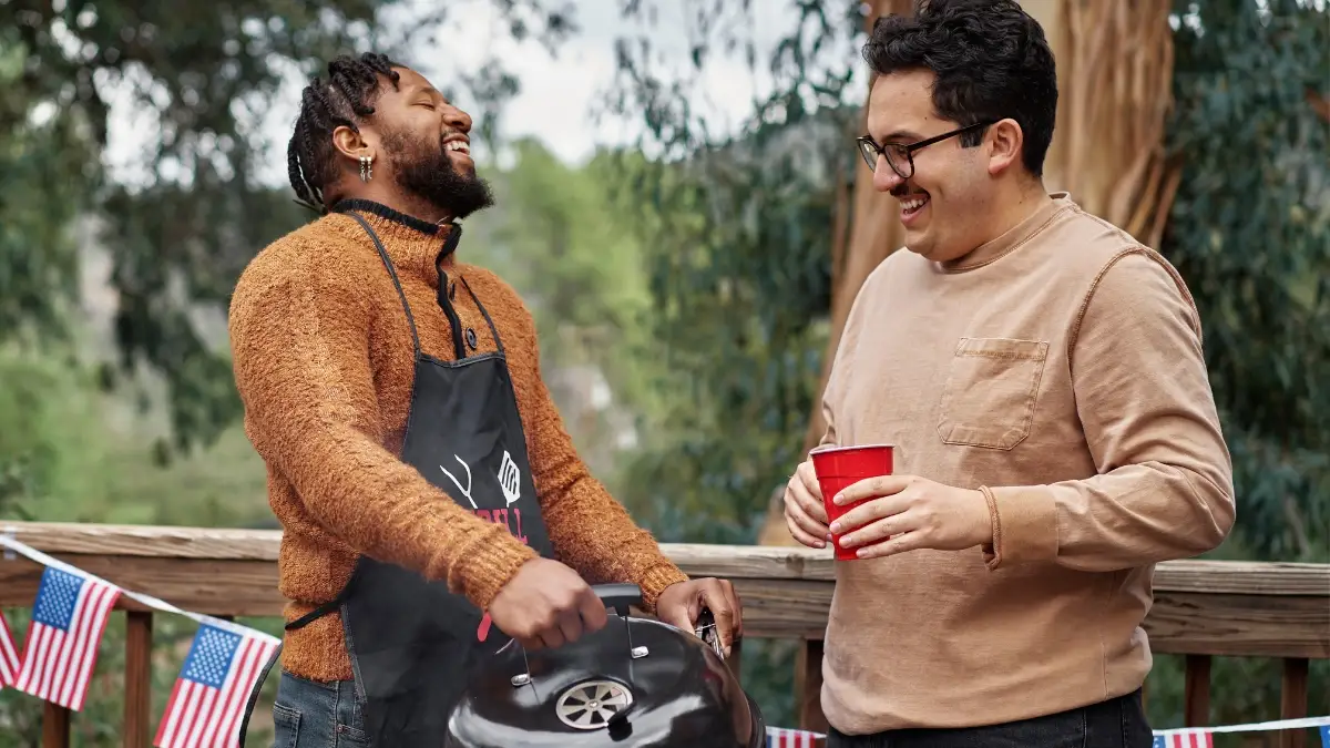 16 Innocent Things Americans Do Abroad That Locals Find Offensive