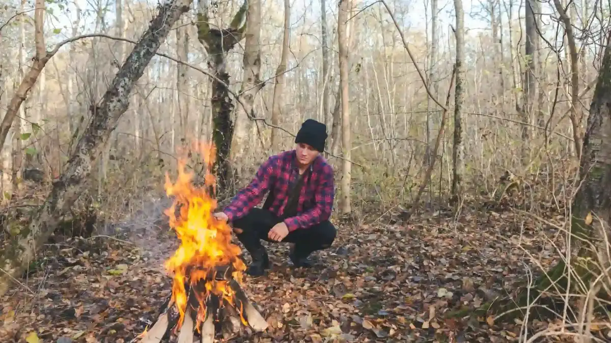 7 Nasty Problems You’ll Face If You Burn Garbage While Camping