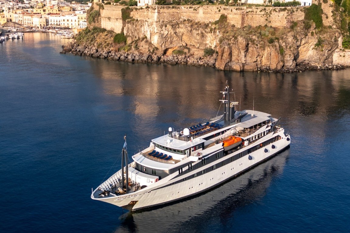 Boutique Boutique & Luxury Cruise Line Cutbacks: Azamara and Beyond