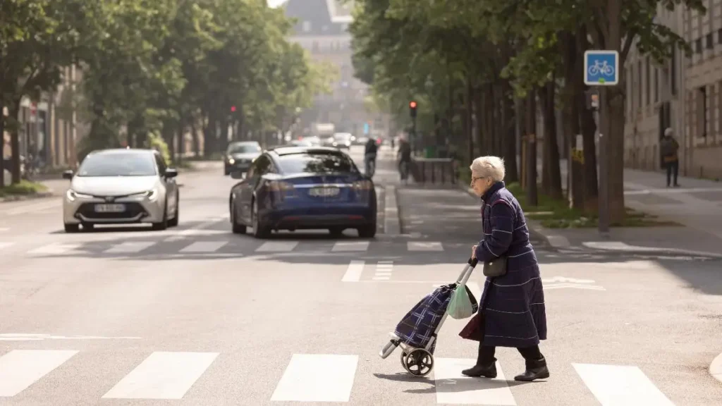 Can You Cross Busy Roads Safely