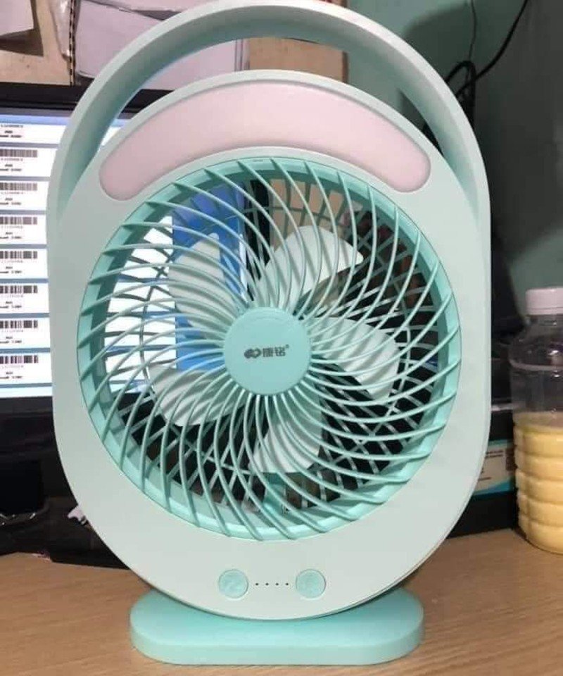 Desk Fans Targeted Cooling That Works Desk Fans Targeted Cooling That Works