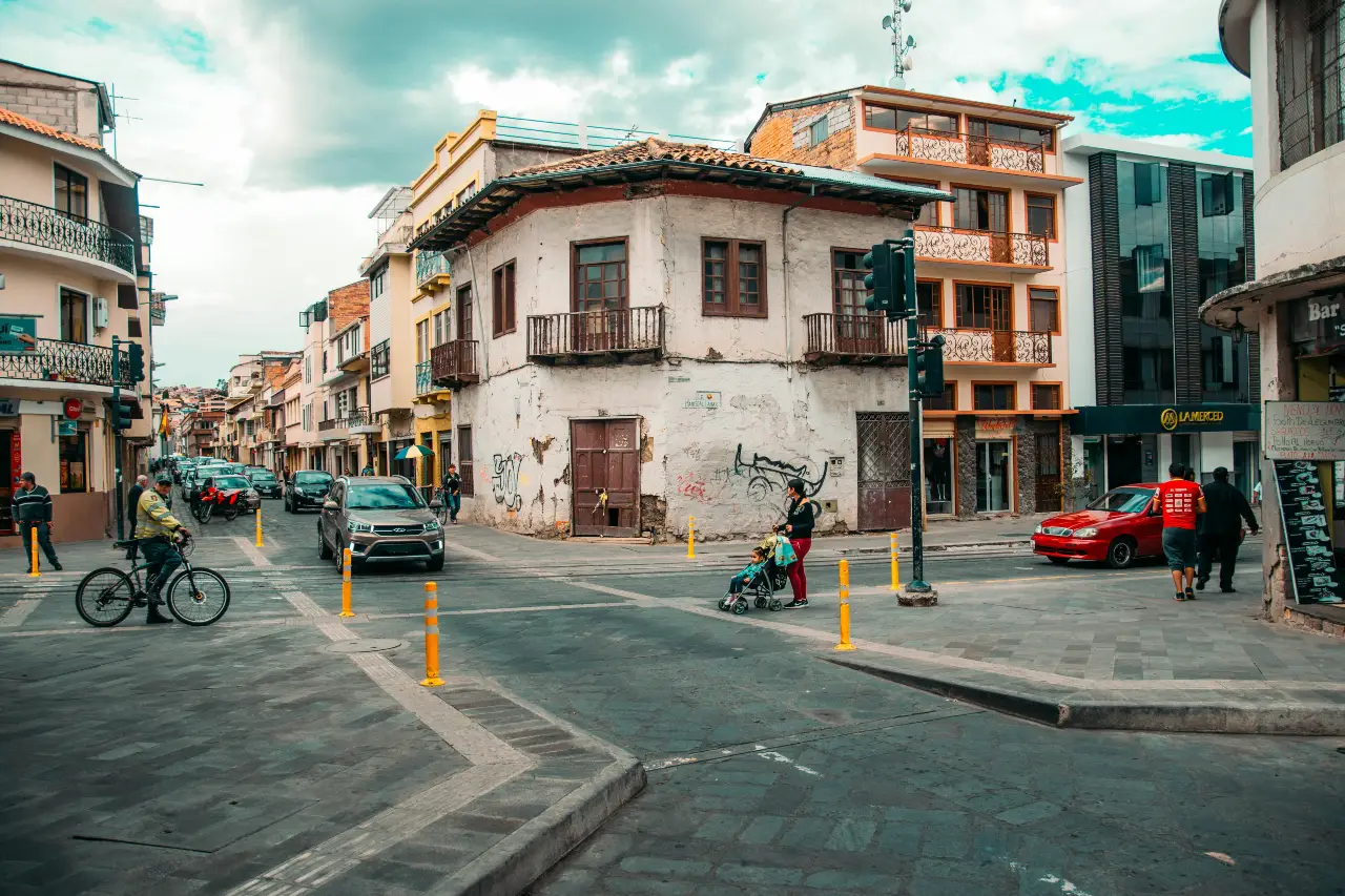 Ecuador Makes Dollar Pricing Simple