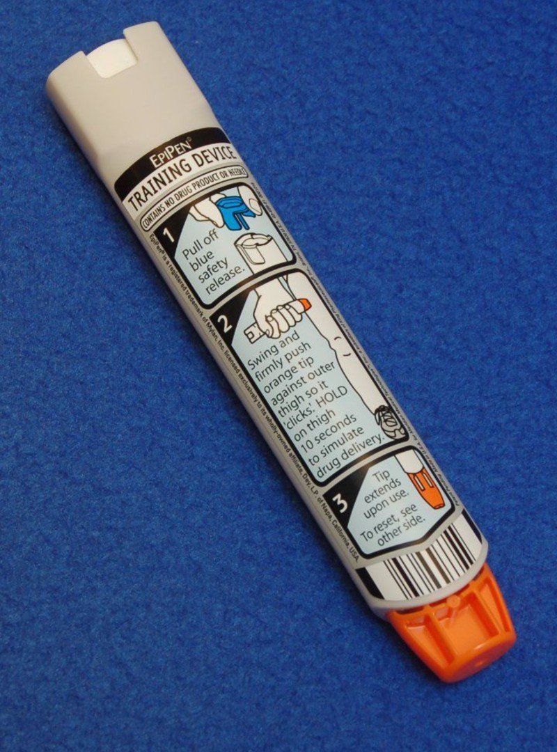 Emergency Epinephrine Auto-Injector Emergency Epinephrine Auto-Injector
