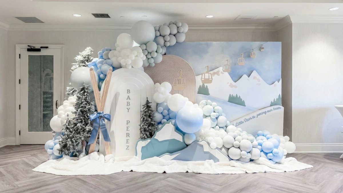 18 Cozy Après Ski Party Ideas for a Chic Winter Lodge Vibe