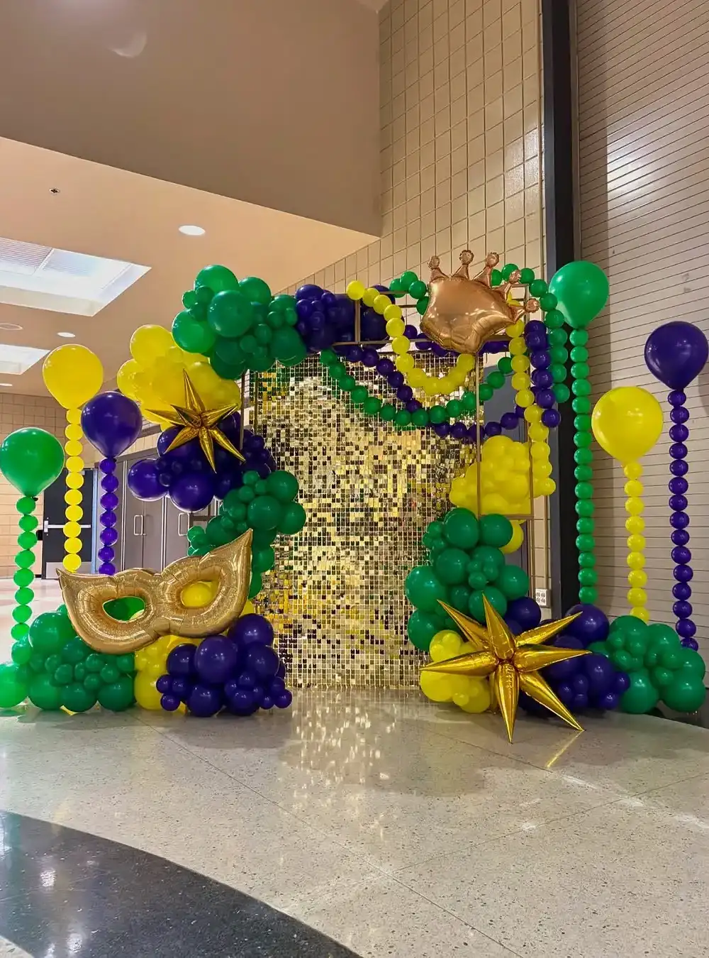 Golden Gateway Balloon Entrance