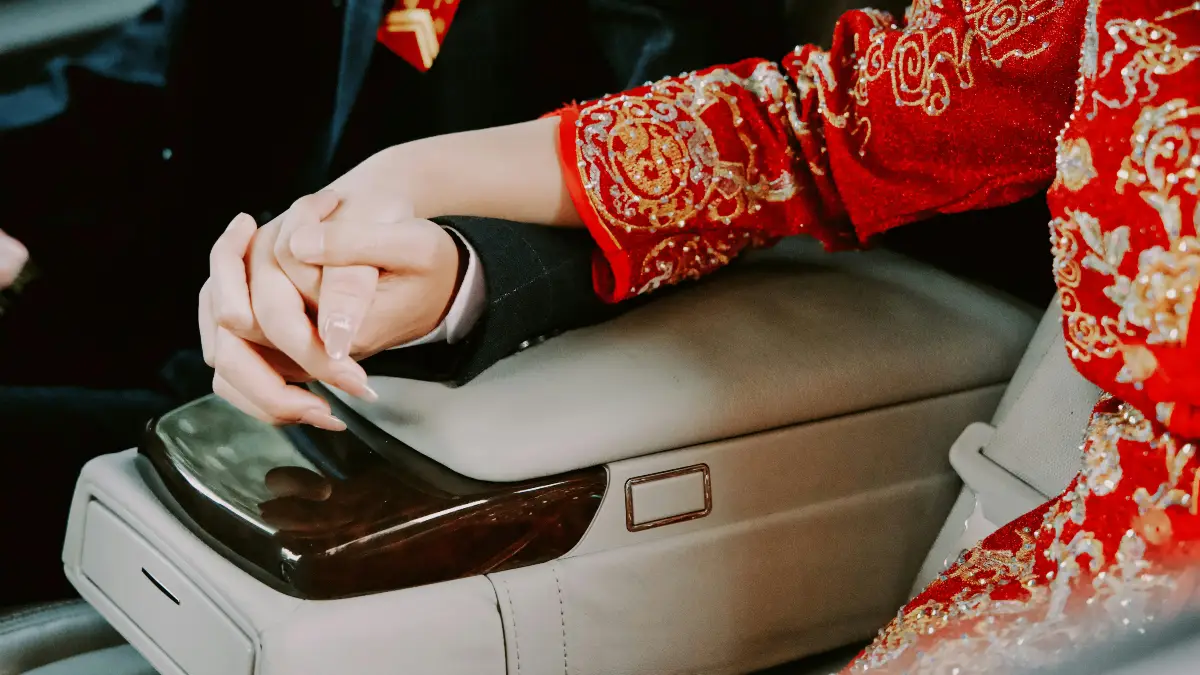  How to Back Up Your RV Without Breaking Things (Or Your Marriage)