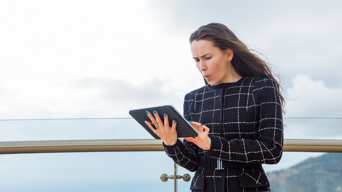 The $1,500 Cruise Booking Trap Most First-Timers Fall For (Insiders Stay Silent)