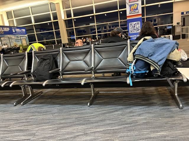Leaving Bags Behind on Chair Backs Leaving Bags Behind on Chair Backs