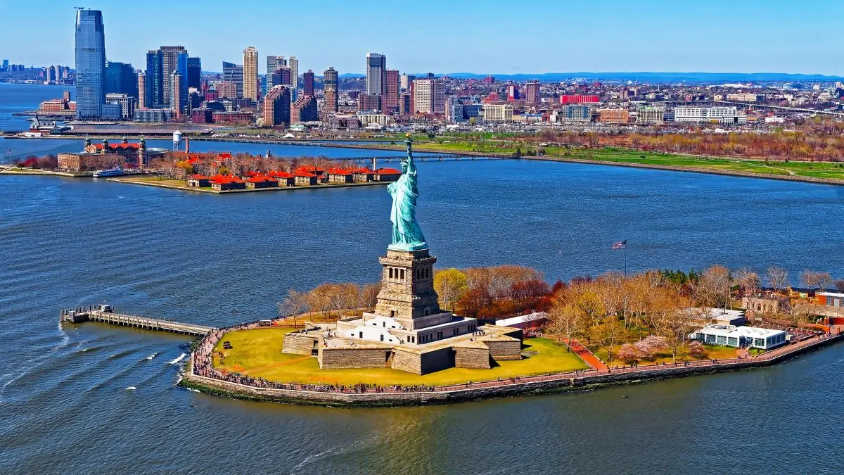 Middle Eastern and African Experiences Hidden in America