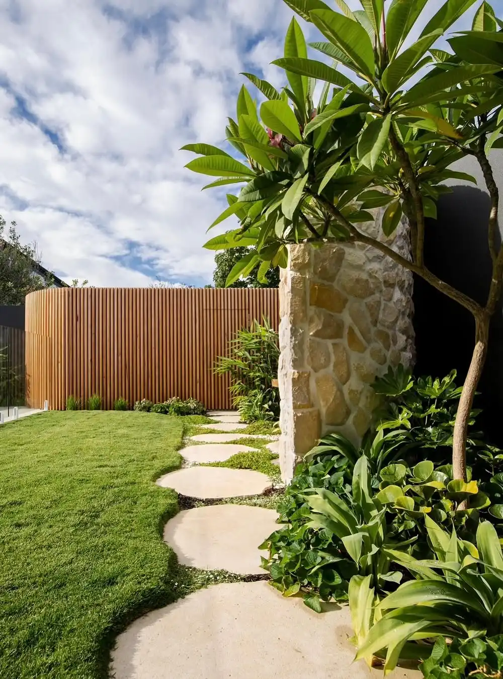 Minimalist Curved Stone Path