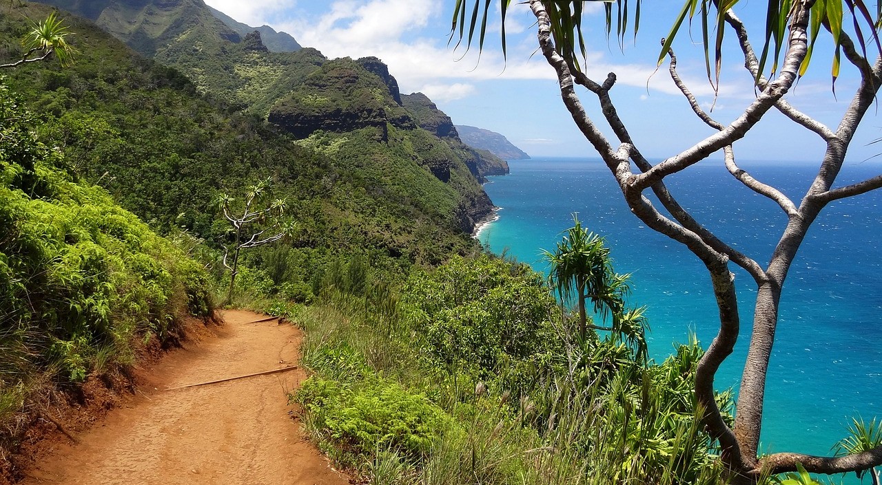 Na Pali Coast Kalalau Trail Na Pali Coast Kalalau Trail (Hawaii, USA)