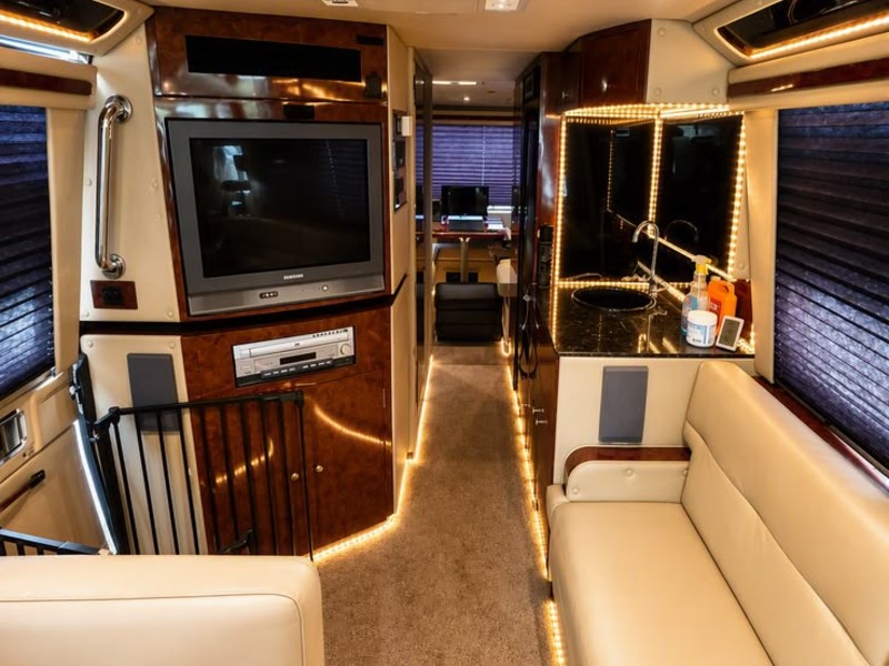 Older Luxury Coaches Can Offer Features That Cost Extra Today