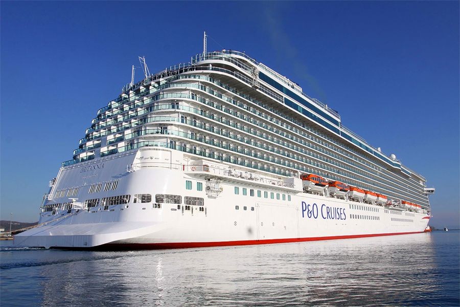 P&O Cruises (2) P&O Cruises: Entertainment and Special Event Booking Fees