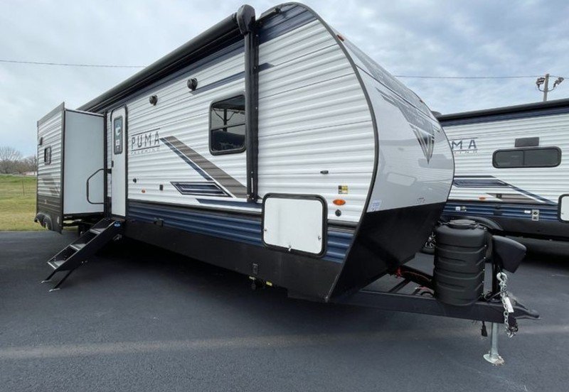 Palomino Puma 121RKCE $14,480 (MSRP $28,698) Palomino Puma 121RKCE $14,480 (MSRP $28,698)