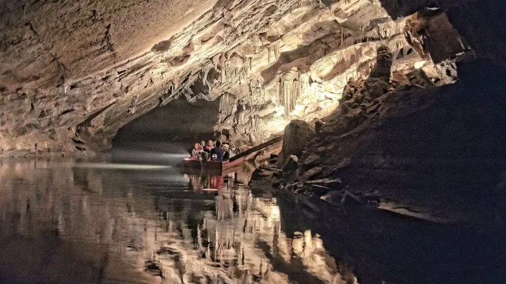 Penn’s Cave