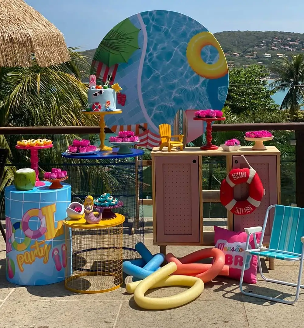 Playful Pool Party Decor A Colorful and Fun Atmosphere