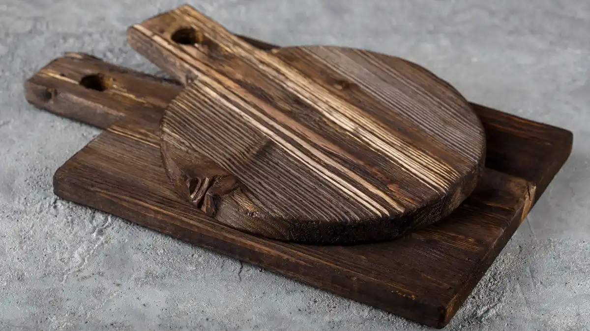  RV-Shaped Bamboo Cutting Board