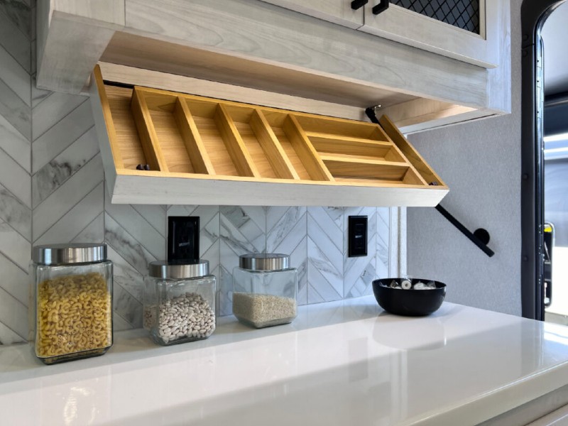 Replace Weak Cabinet Latches Before They Become a Problem