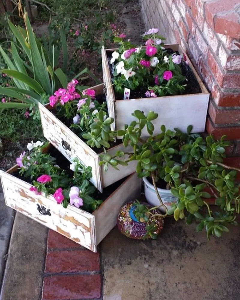 Repurposed Drawer Planters
