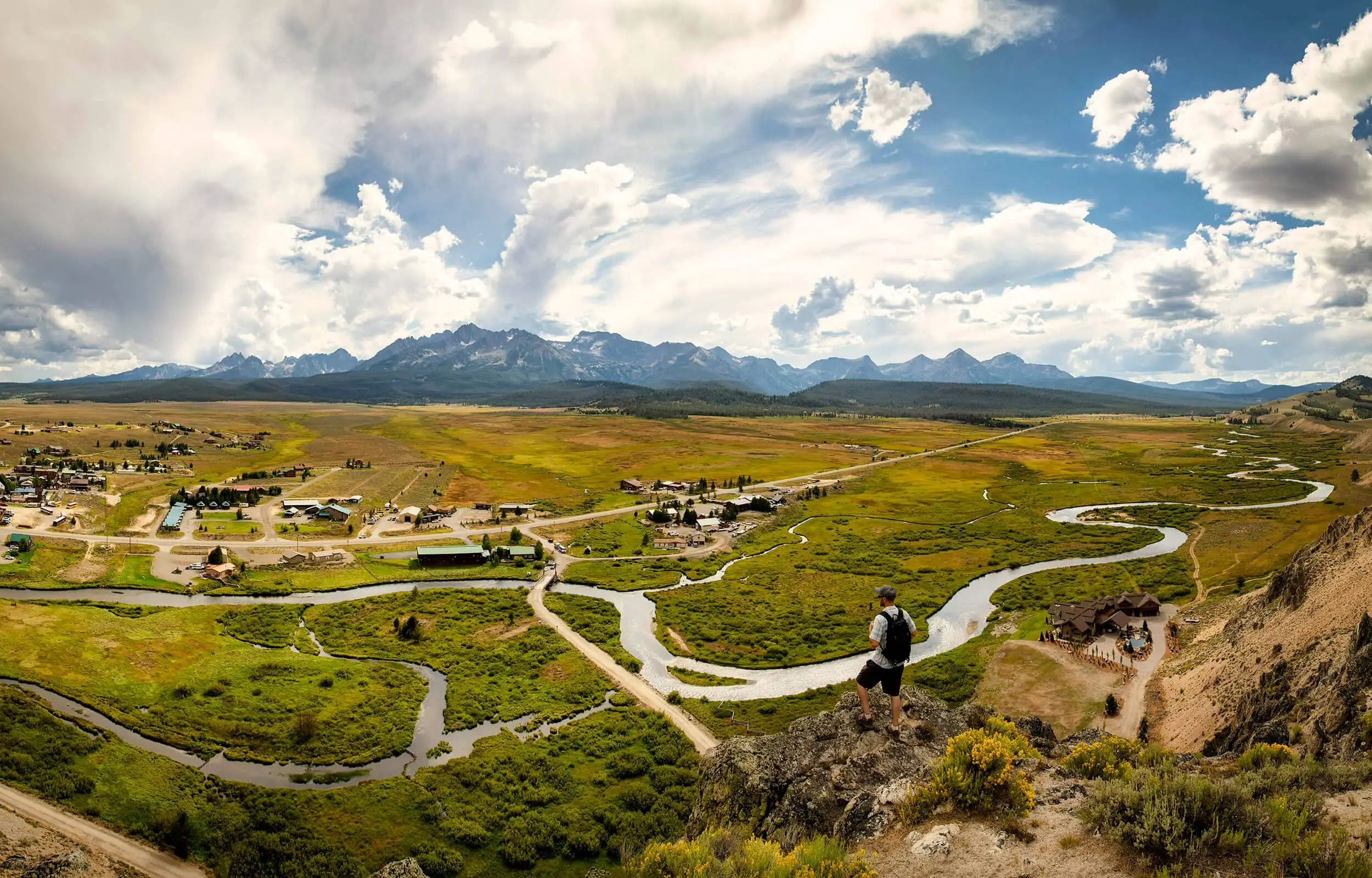 Sawtooth Scenic Byway Shows You a Quieter Side of Idaho Sawtooth Scenic Byway Shows You a Quieter Side of Idaho