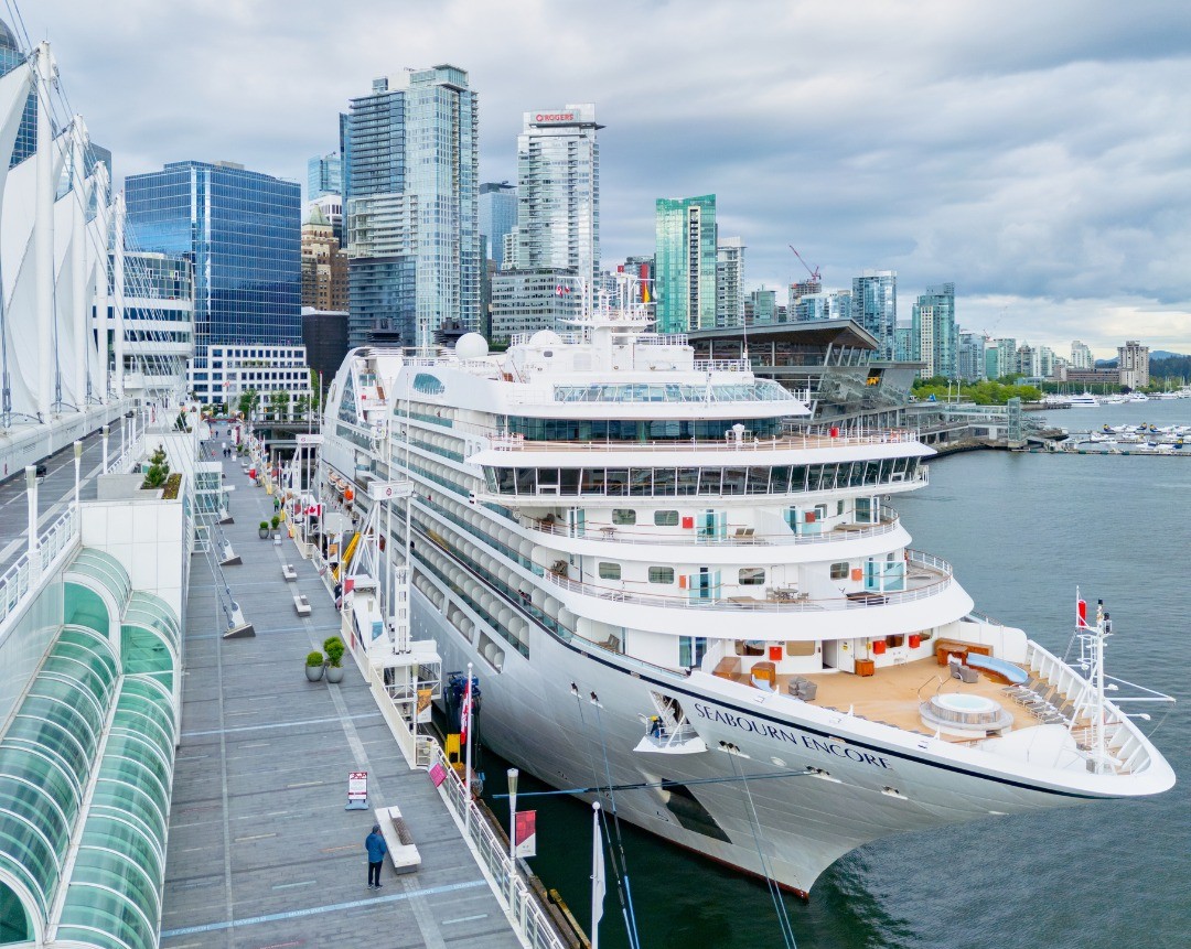 Seabourn Seabourn & Luxury Operators: Trimming Inclusions and Wi-Fi Caps