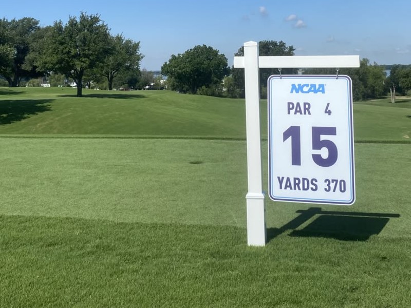 Some Golf Courses Have Overnight Parking for RV Travelers