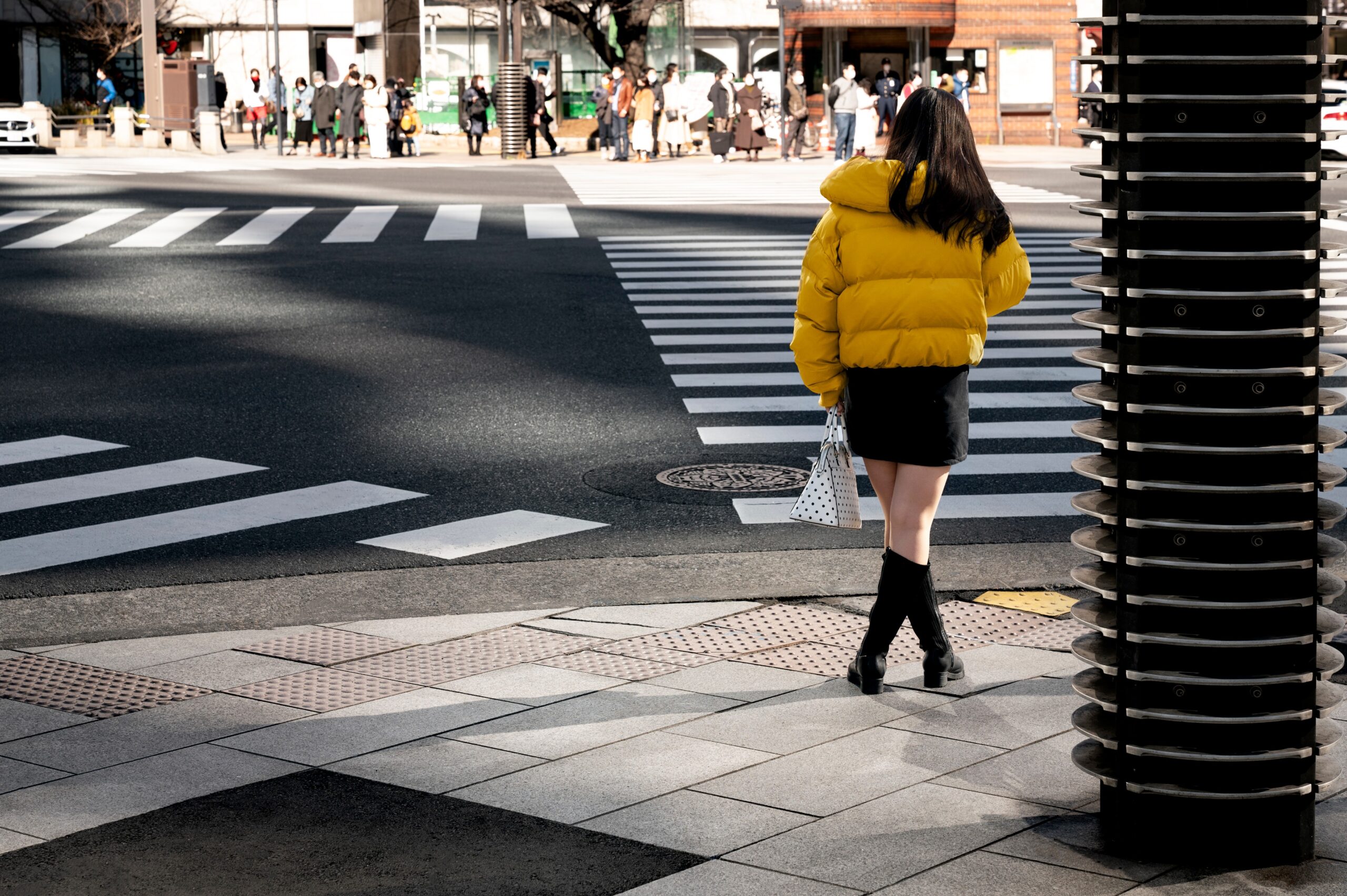 Stopping Dead in the Middle of Busy Foot Traffic (Habit #4)