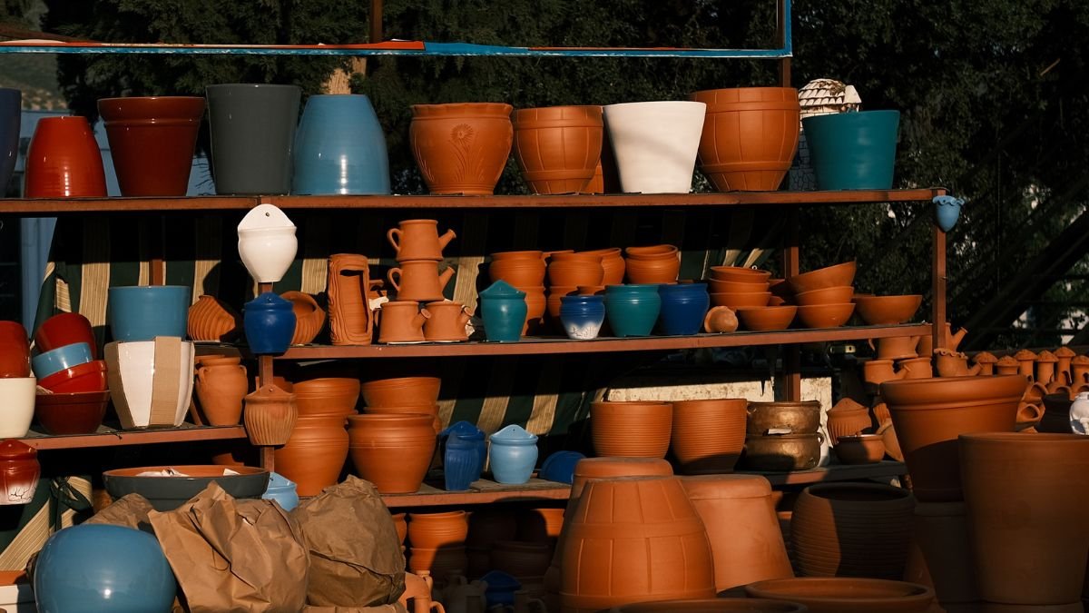 The Secret to Choosing the Right Pot Material for Painting