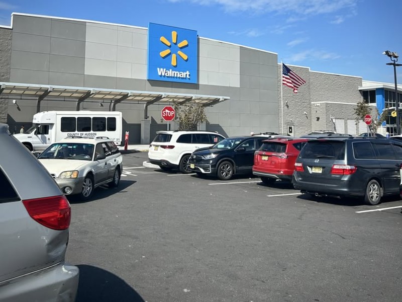 Walmart Parking Lots May Allow Overnight Stays With Permission