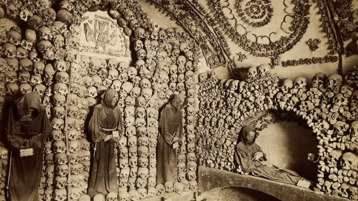 What to See inside the Capuchin Crypt