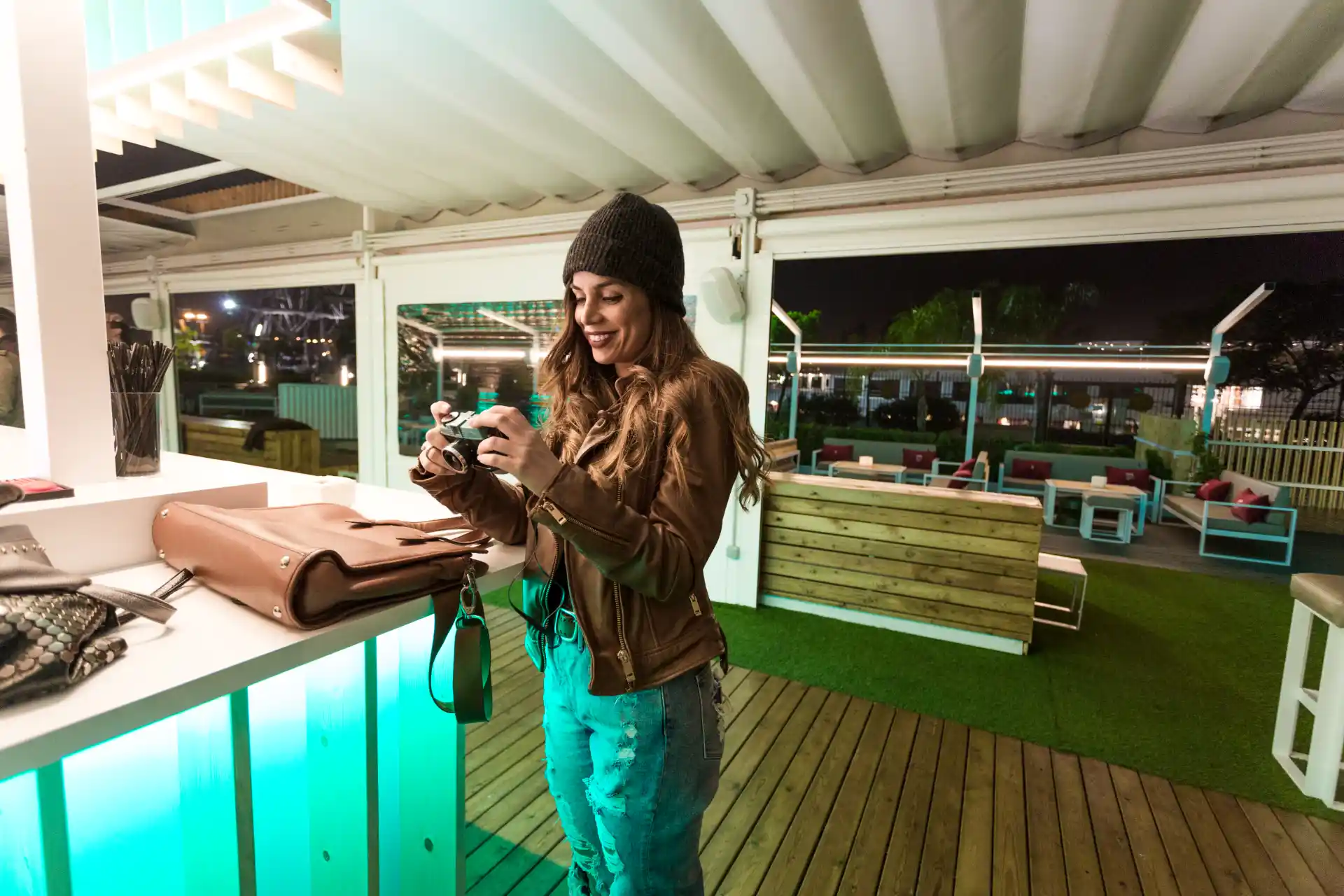 Why Experienced Travelers Never Stay at These Highly-Rated Airbnbs