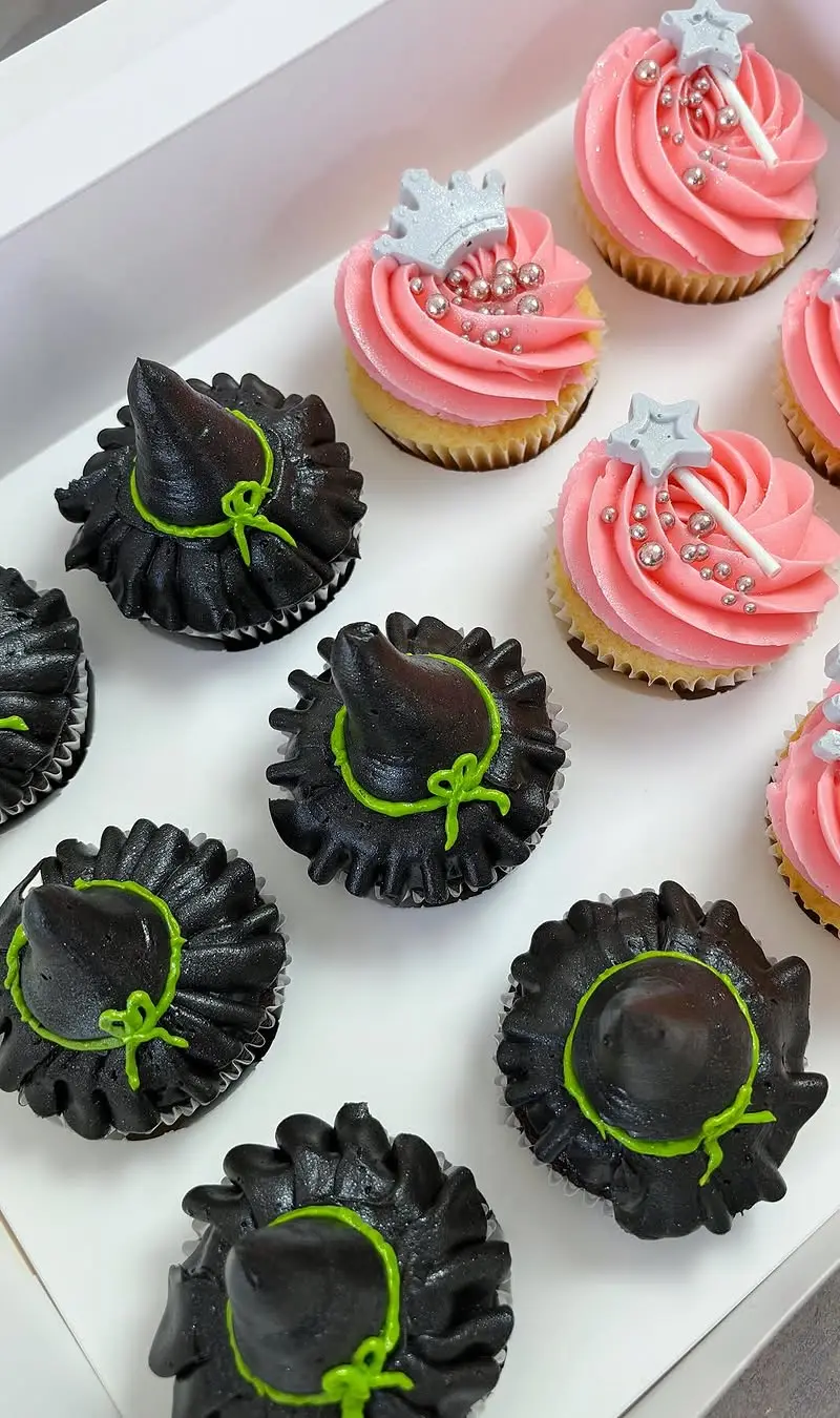 Wicked Themed Cupcakes