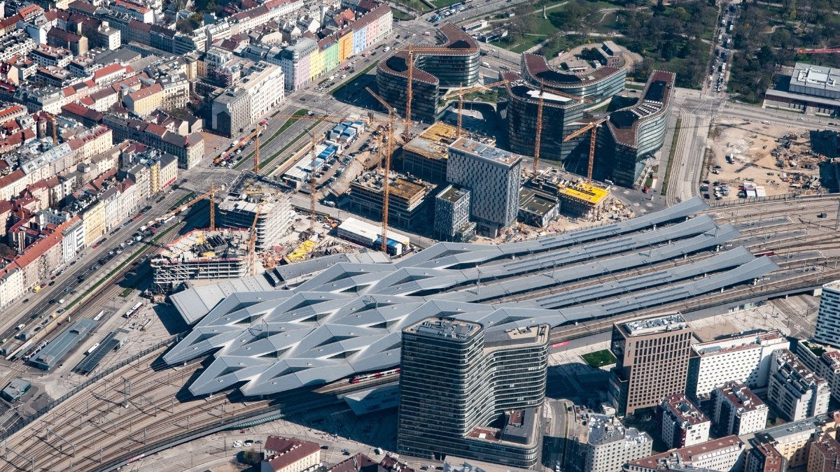 Will Your City Survive? 15 Iconic Cities at Risk of Sinking Forever