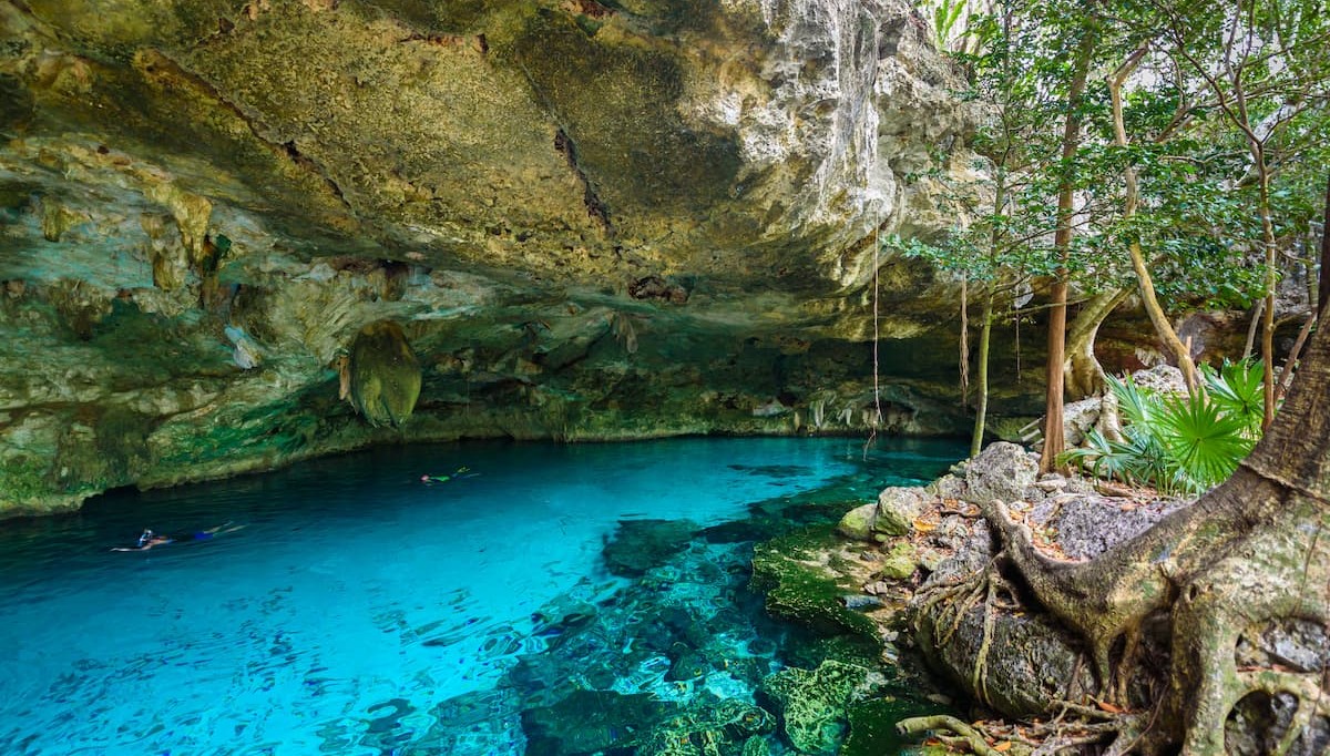 Yucat Cenotes Yucatán Cenotes & Cancun Corridor (Mexico)