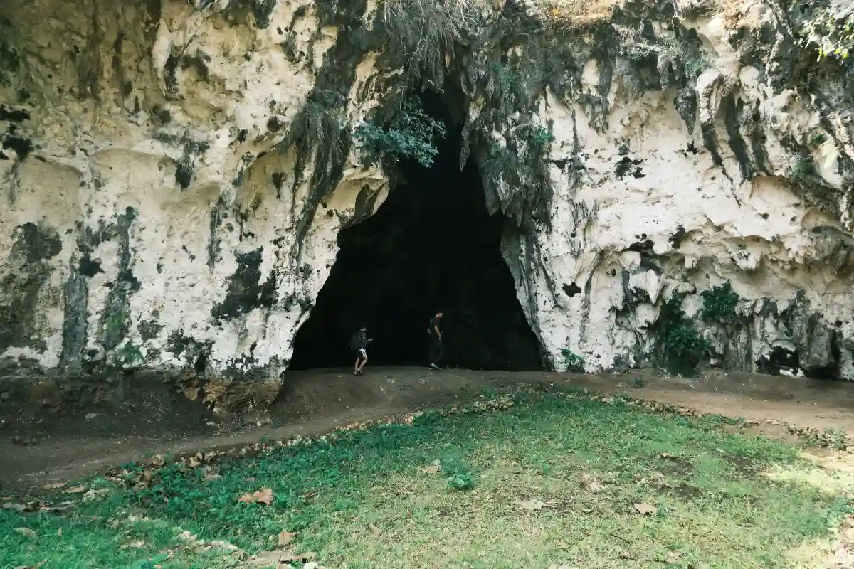 This Hidden Cave in the Ozarks Has a Shocking Secret—Two Lakes With No Bottom