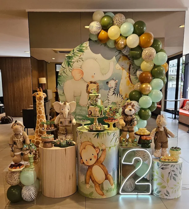 Tropical Safari Dessert Station