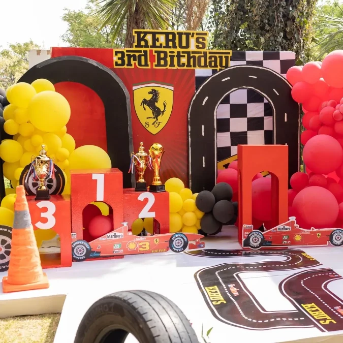 Sunny Circuit Podium Display