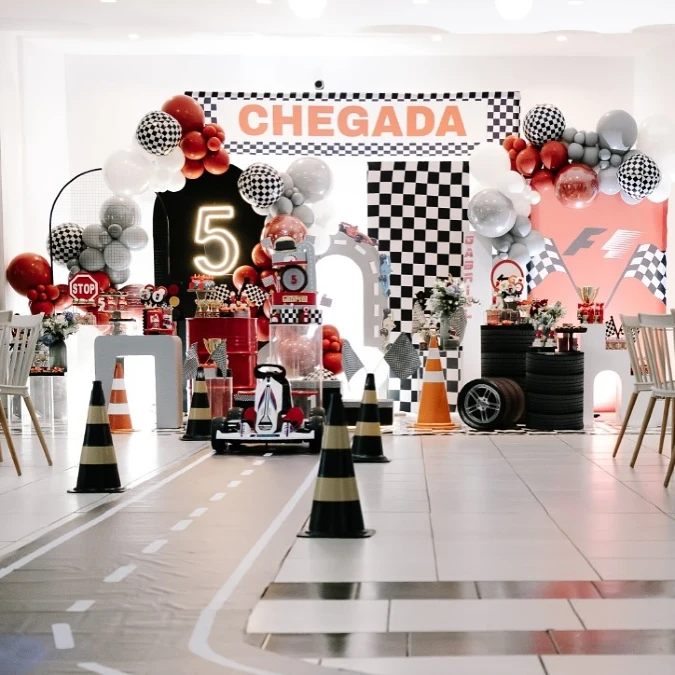 Chegada Finish Line Celebration