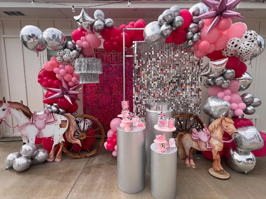 Split Shimmer Wall and Horse Display