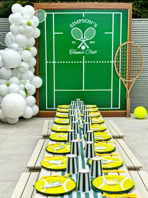 Picnic Table Court Setting