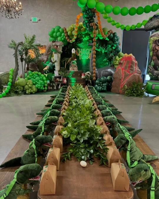 Long Table Expedition