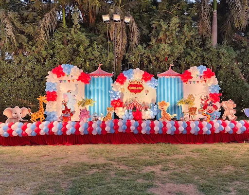 Expansive Cartoon Circus Stage