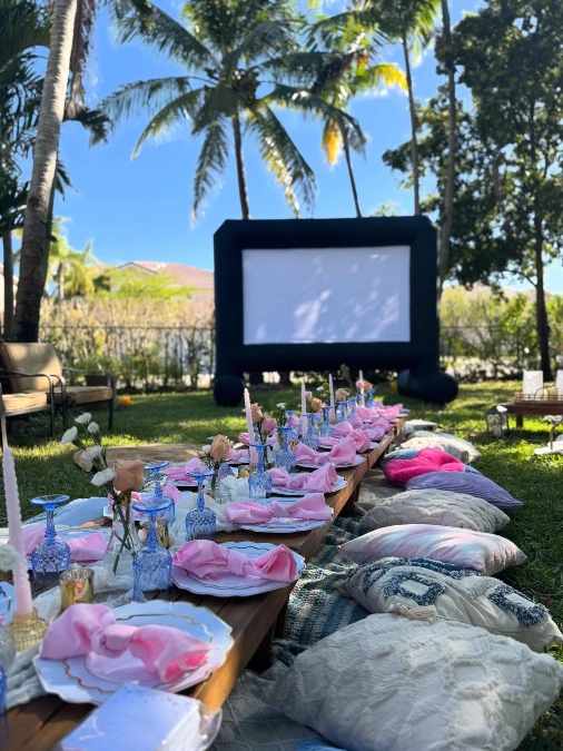 Tropical Garden Dining